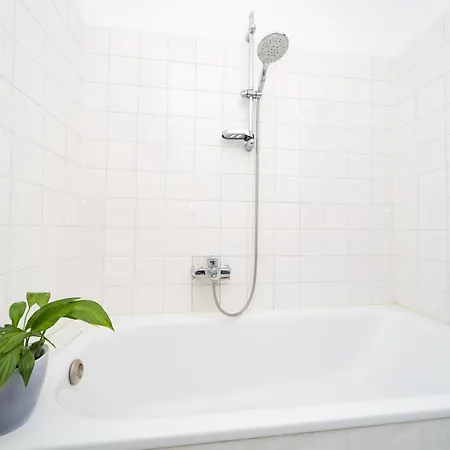85b 40qm Wi-fi Free Apartment